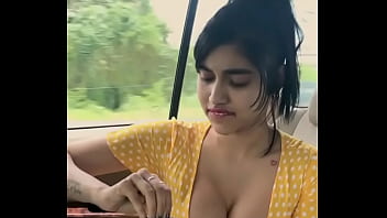 926 Accidentally nipple slip Video